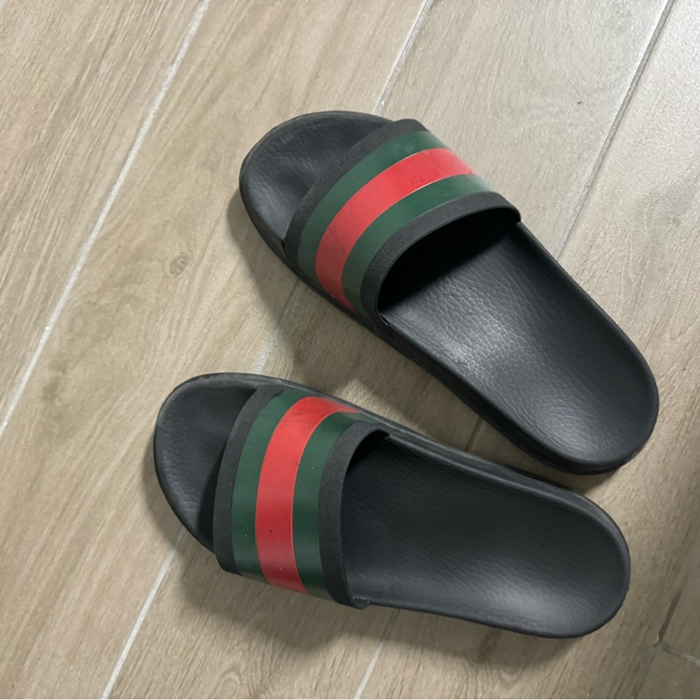 Gucci MEN'S SLIDE SANDAL